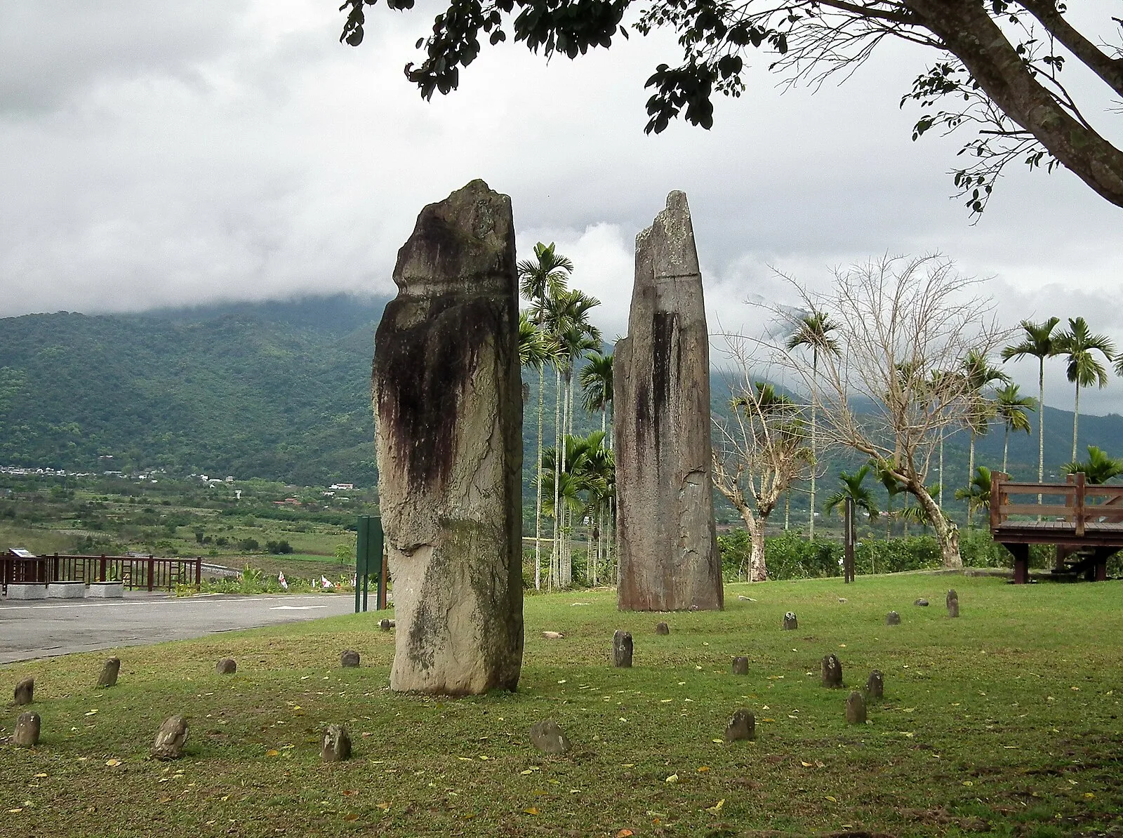 Saoba Stone Pillars